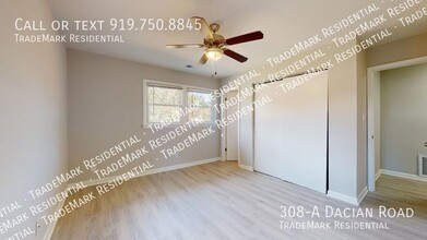 308-A Dacian Rd in Raleigh, NC - Building Photo - Building Photo