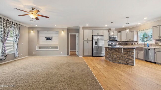 property at 108 N San Souci Blvd