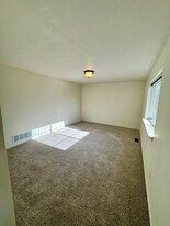 47 Michael Grove Ave in Bozeman, MT - Building Photo