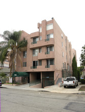 6522 La Mirada Ave in Los Angeles, CA - Building Photo - Building Photo