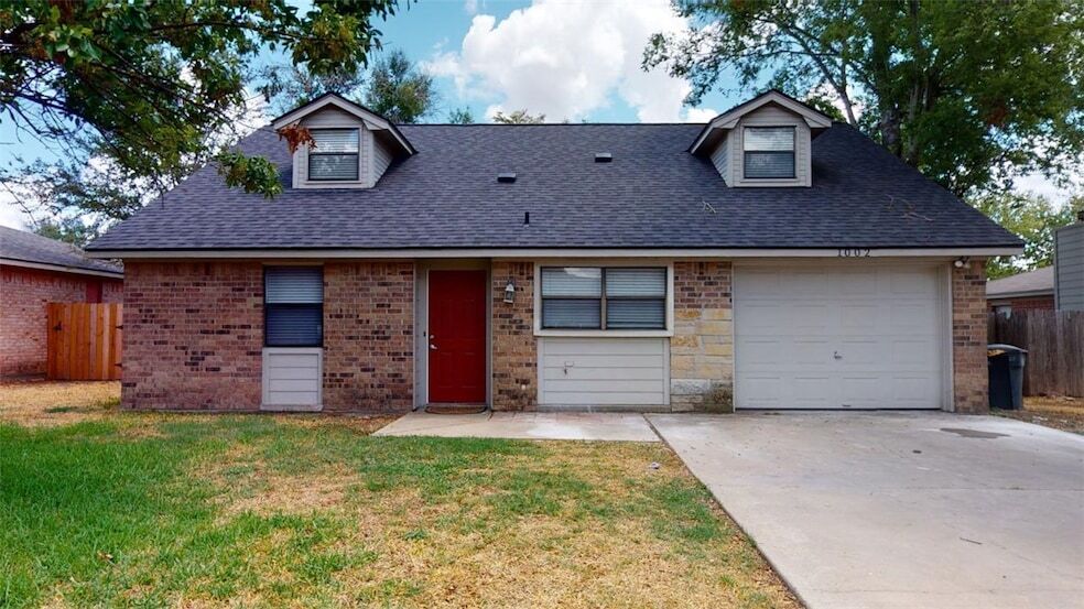 1002 Hardwood Ln, Unit 0412-D in College Station, TX - Building Photo