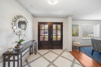 5058 Yarwell Dr in Houston, TX - Building Photo - Building Photo