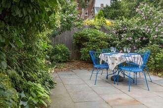 50 Elm St, Unit ID1045441P in Marblehead, MA - Foto de edificio - Building Photo