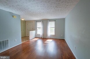 7622 Mandan Rd in Greenbelt, MD - Building Photo