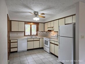 5 Hartley St in Lewiston, ME - Building Photo - Building Photo