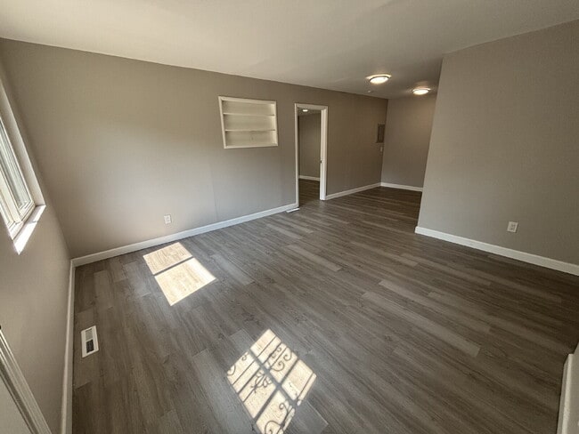 2339 Marshalltown Ln in Gary, IN - Building Photo - Building Photo