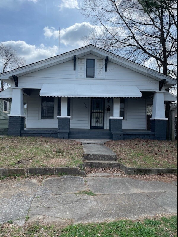 property at 1637 13th Ave S