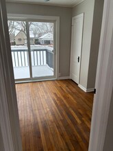 5717 Archmere Ave in Cleveland, OH - Foto de edificio - Building Photo