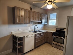 3315 Renfro Ave, Unit Unit #2 in Cincinnati, OH - Building Photo - Building Photo