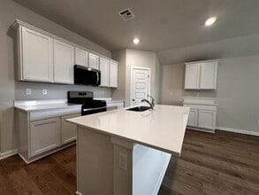 12540 NW 141st St in Piedmont, OK - Foto de edificio - Building Photo