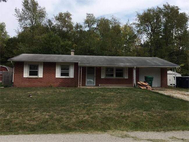 property at 1728 S Blue Spruce Rd