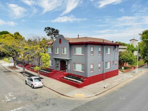 500-514 Hayes St in Richmond, CA - Building Photo - Building Photo