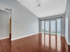 3727 NW 107th Ter in Sunrise, FL - Building Photo - Building Photo