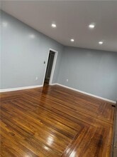 6 Fairmount Ave in Johnston, RI - Building Photo - Building Photo