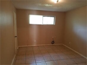 3240 Forest Glen St in Memphis, TN - Building Photo - Building Photo