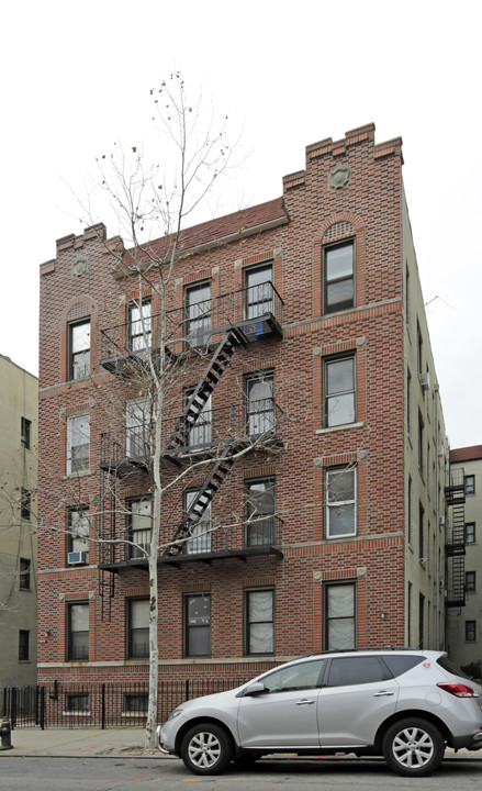 2452 44th St in Astoria, NY - Building Photo