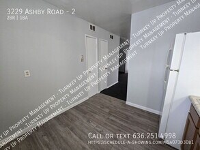 3229 Ashby Rd in St. Ann, MO - Building Photo - Building Photo