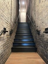 307 W Main St in Frankfort, KY - Foto de edificio - Building Photo