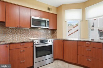 4016 Barry Ct in Holland, PA - Building Photo - Building Photo