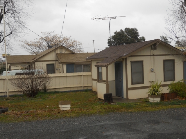 Falling Rocks RV Park in Oroville, CA - Building Photo - Building Photo