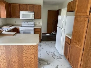 1106 N Gammon Rd in Madison, WI - Building Photo - Building Photo