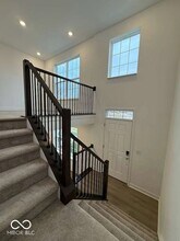 3872 Riverstone Dr in Whitestown, IN - Foto de edificio - Building Photo