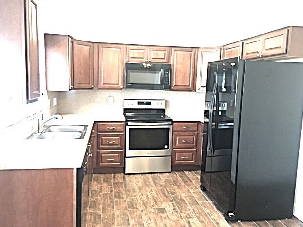 11013 Sailbrooke Dr in Riverview, FL - Building Photo - Building Photo