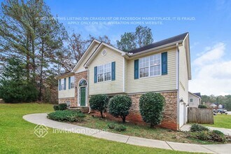 300 Fieldstone Ln in Covington, GA - Foto de edificio - Building Photo