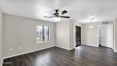 5611 S 32nd St, Unit 1 in Phoenix, AZ - Building Photo - Building Photo