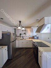 6409 E 110th St in Kansas City, MO - Building Photo - Building Photo