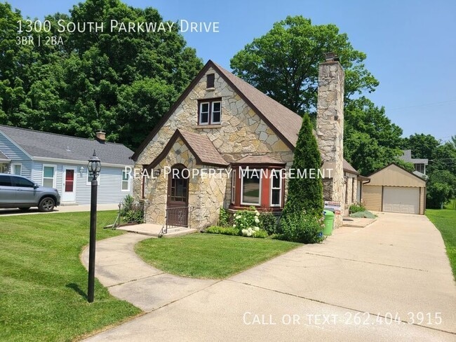 property at 1300 Parkway Dr