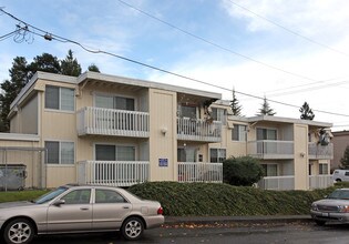 Cleopatra Apartments in Olympia, WA - Foto de edificio - Building Photo