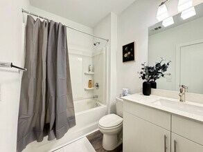542 Boulevard NE in Atlanta, GA - Building Photo - Building Photo