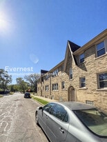 13909 Hartwell St, Unit 8 in Detroit, MI - Building Photo