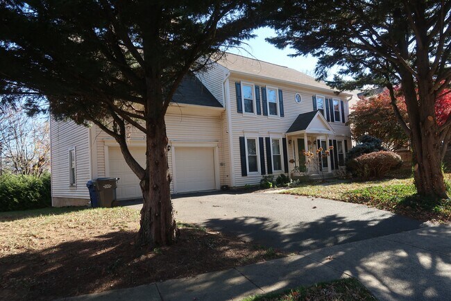 4501 Deane Ct in Alexandria, VA - Building Photo - Building Photo