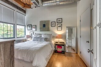 43 Charlton St-Unit -B205 in Everett, MA - Building Photo - Building Photo