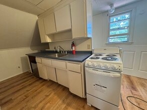 119 Peterson St, Unit 2 in Brentwood, NY - Foto de edificio - Building Photo
