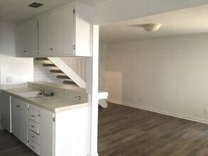 4744 Greenholme Dr in Sacramento, CA - Building Photo - Building Photo