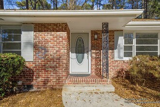 2968 Sylvan Ramble Rd NE in Atlanta, GA - Building Photo - Building Photo