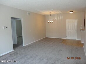 4958 Key Lime Dr in Jacksonville, FL - Building Photo - Building Photo