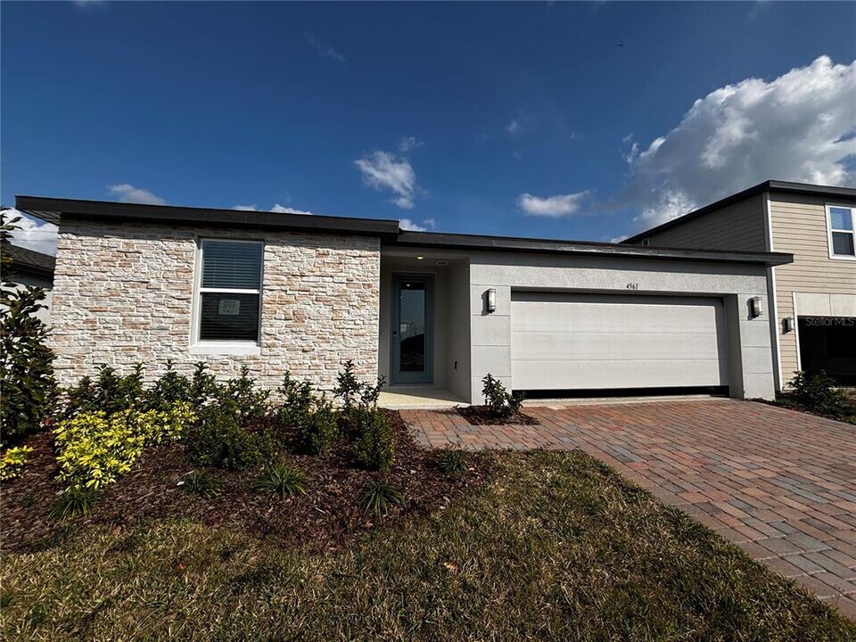 4561 Sidesaddle Trl in St. Cloud, FL - Building Photo