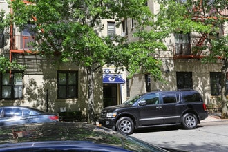 20 LAUREL HILL TER in New York, NY - Foto de edificio - Building Photo