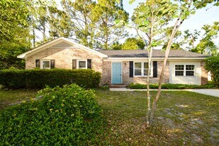 4609 Trafalgar Rd in Wilmington, NC - Building Photo