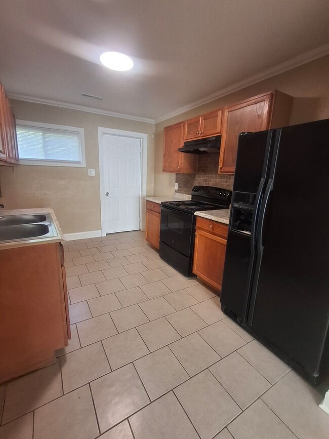 property at 5291-5293 Usher Dr