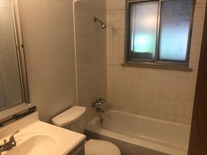 8913 Circle Dr-Unit -. in Westminster, CO - Building Photo - Building Photo