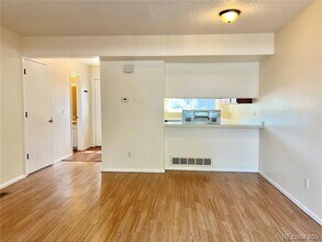 273 S Nome St in Aurora, CO - Building Photo - Building Photo