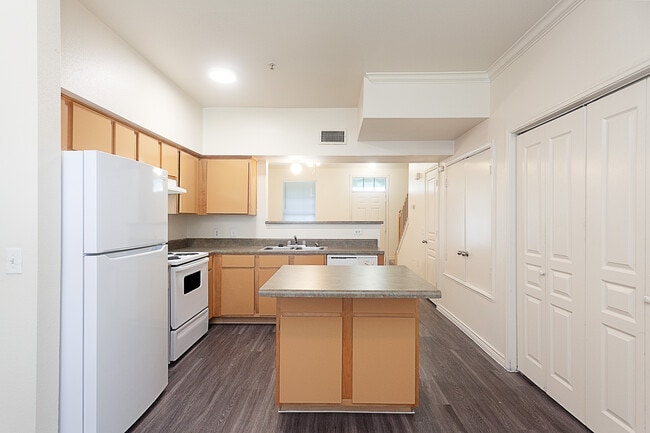 Regent 1 Apartments