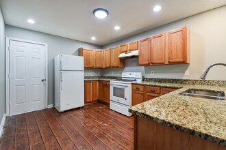 6957 Mahonia Pl in Stonecrest, GA - Building Photo - Building Photo