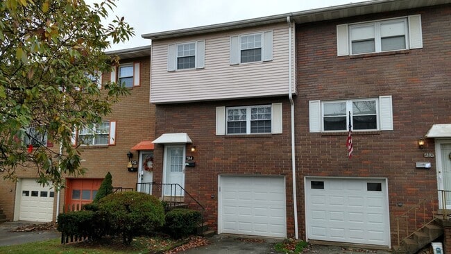 property at 914 Academy Heights Dr