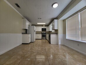 1708 Kenyon St in Killeen, TX - Building Photo - Building Photo